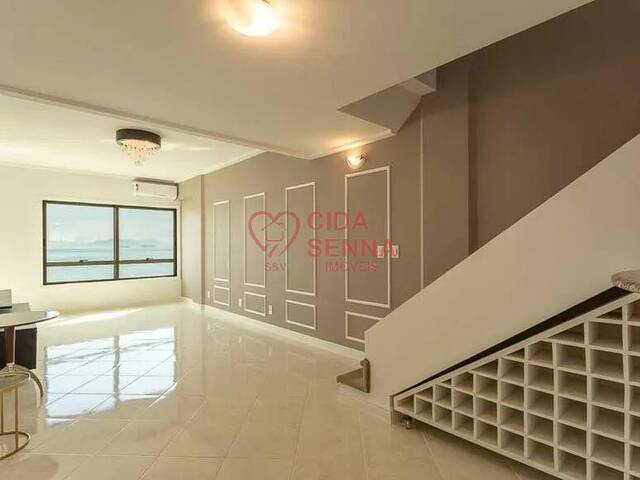 #1544 - Apartamento para Venda em Florianópolis - SC