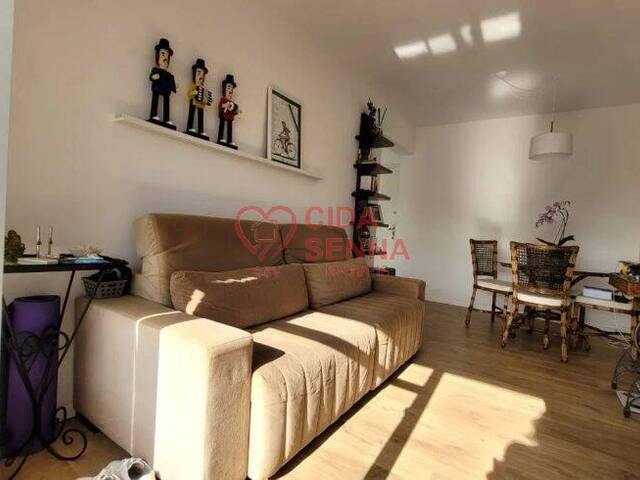 #1755 - Apartamento para Venda em Florianópolis - SC