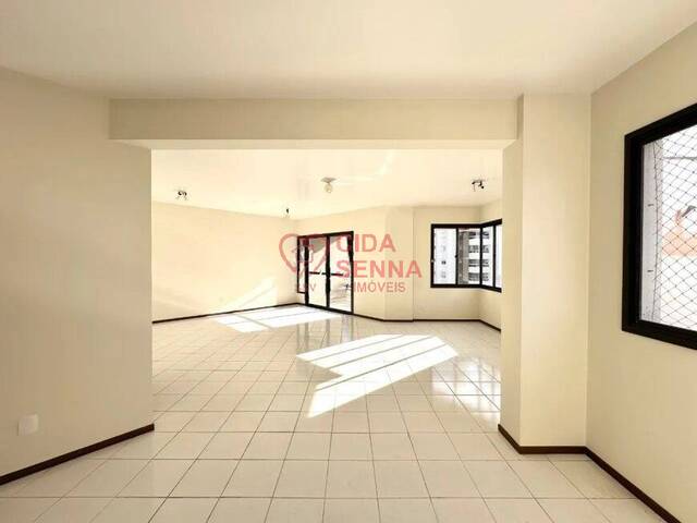 #1756 - Apartamento para Venda em Florianópolis - SC