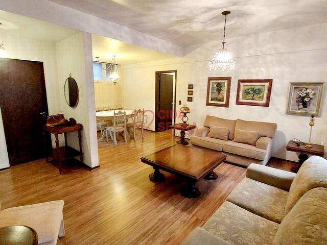 #1746 - Apartamento para Venda em Florianópolis - SC