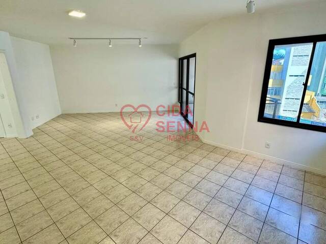 #1773 - Apartamento para Venda em Florianópolis - SC