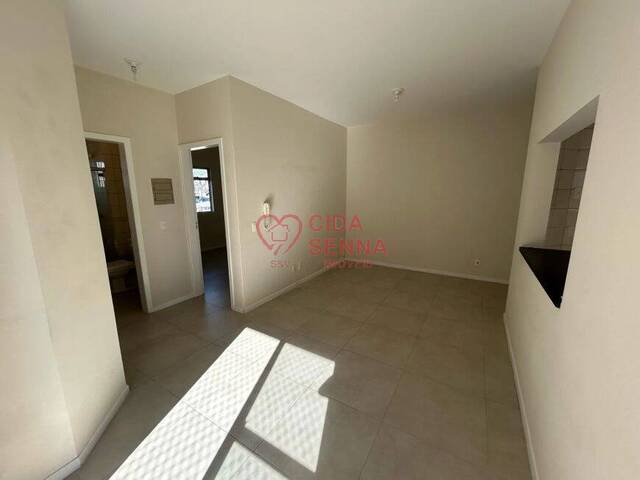 #1796 - Apartamento para Venda em Florianópolis - SC - 3