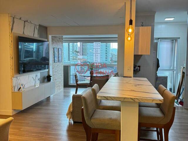 #1855 - Apartamento para Venda em Florianópolis - SC