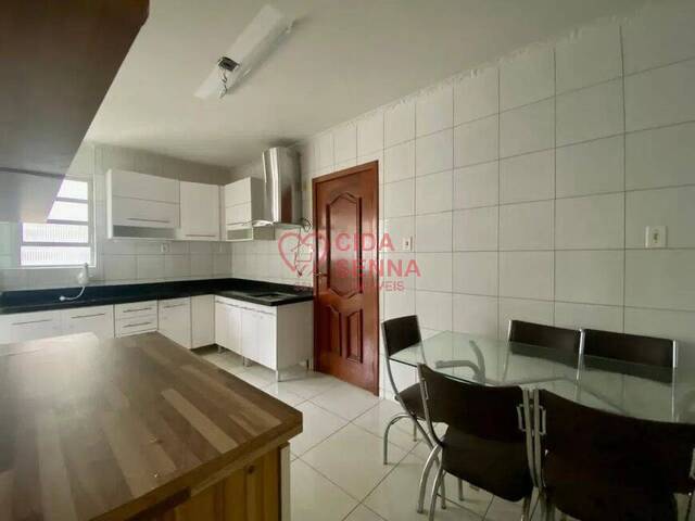 #1932 - Apartamento para Venda em Florianópolis - SC