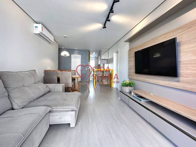 #1976 - Apartamento para Venda em Florianópolis - SC